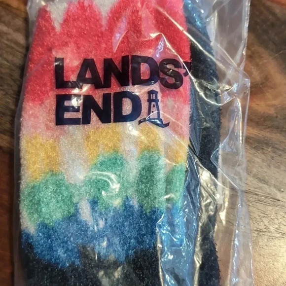 Land's End Deep sea Navy rainbow tie dye 3 pair fuzzy socks - Picture 6 of 6